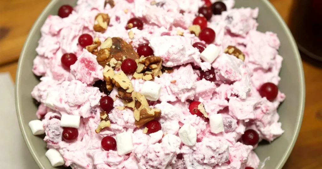 Quick and simple cranberry fluff salad