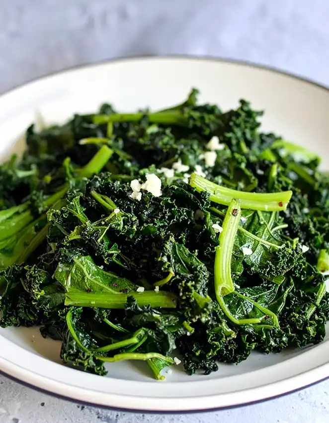 Sauteed kale with minced garlic