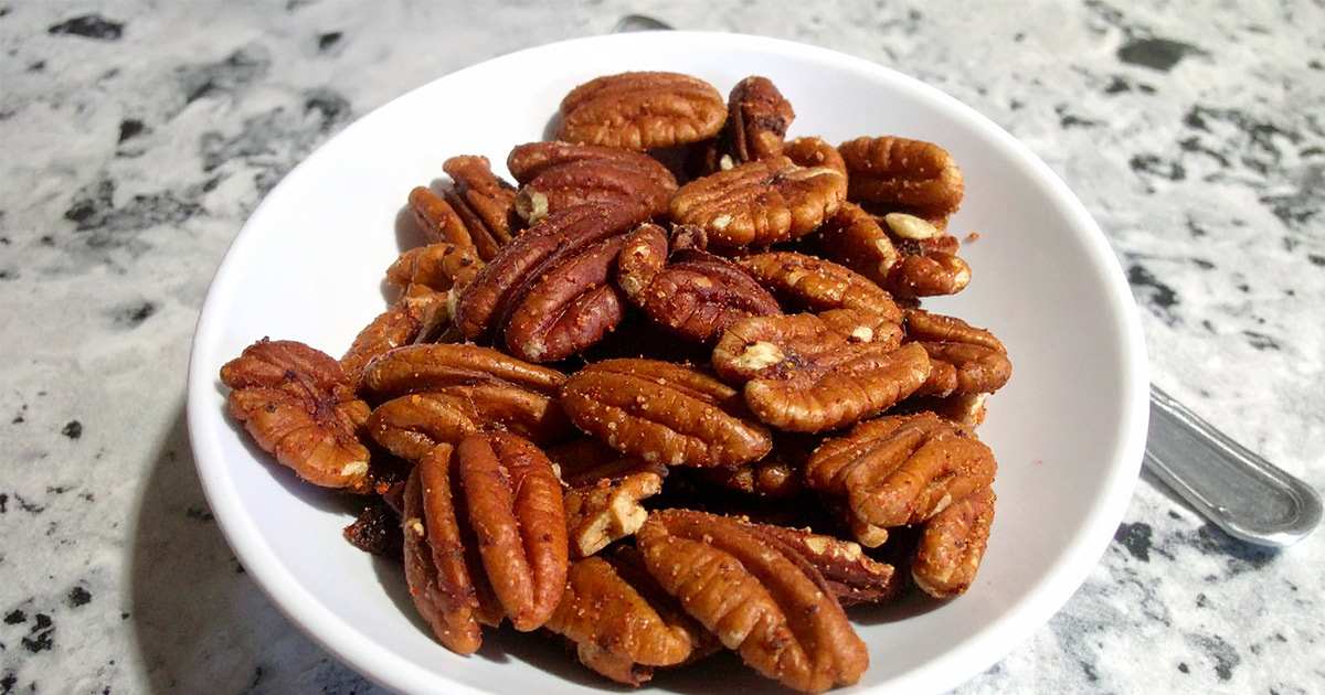 Sweet and Spicy Roasted Pecans