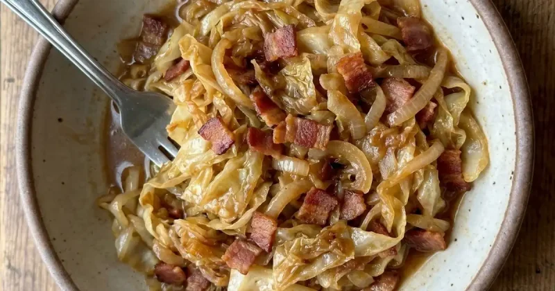 Southern Smothered Cabbage with Bacon