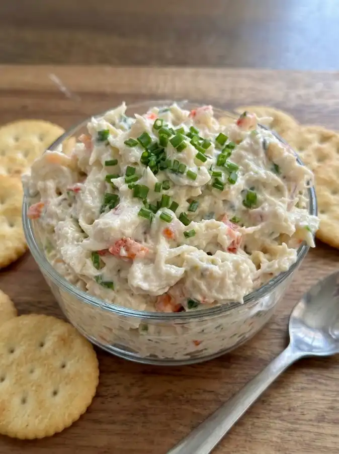Cold crab dip with cream cheese