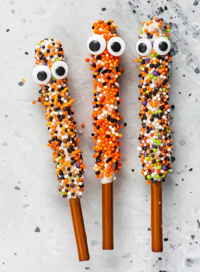 Easy Halloween Pretzels recipe